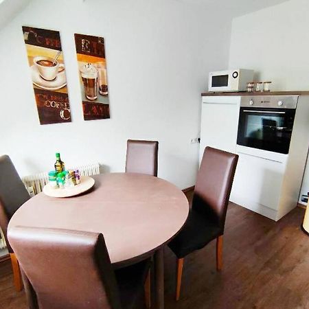 Gemuetliches Apartment Naehe Du Zentrum/Uni/Hbf/A40 Duisburgo Esterno foto