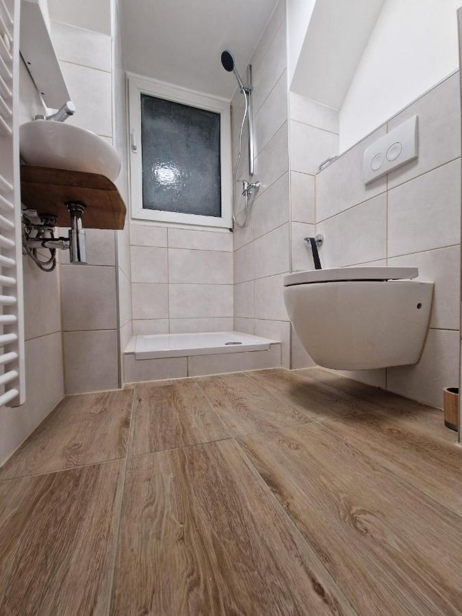 Gemuetliches Apartment Naehe Du Zentrum/Uni/Hbf/A40 Duisburgo Esterno foto